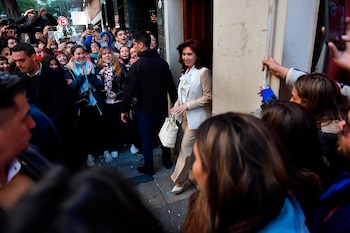 Cristina Kirchner, esta mañana, saliendo