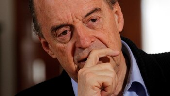 Familia de canciller Álvaro Leyva