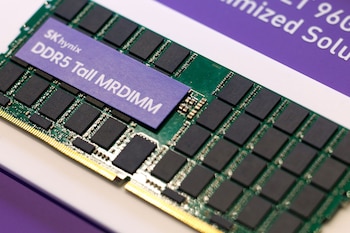 Un módulo de memoria DDR5