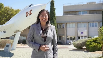 Patricia Ortiz fue durante años la única mujer latina en sus entornos académicos y profesionales. Esa experiencia la llevó a crear dos iniciativas para inspirar a nuevas generaciones en áreas que aún se perciben como lejanas. (Foto cortesía KNS)