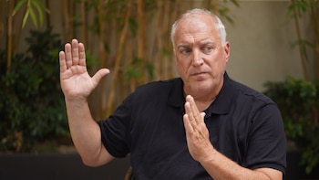 El padre de una soldado muerta el 7-O: "Solo quiero que Netanyahu salga de nuestra vida y rinda cuentas"