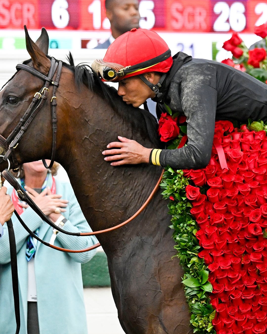 José Ortiz conquistó el Kentucky Derby montando a su caballo Golden Tempo. Foto: Instagram @churchilldowns