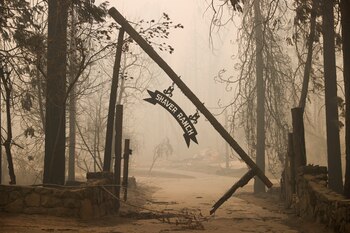 La entrada a un rancho en Shaver Lake, California. REUTERS/Stephen Lam TPX IMAGES OF THE DAY