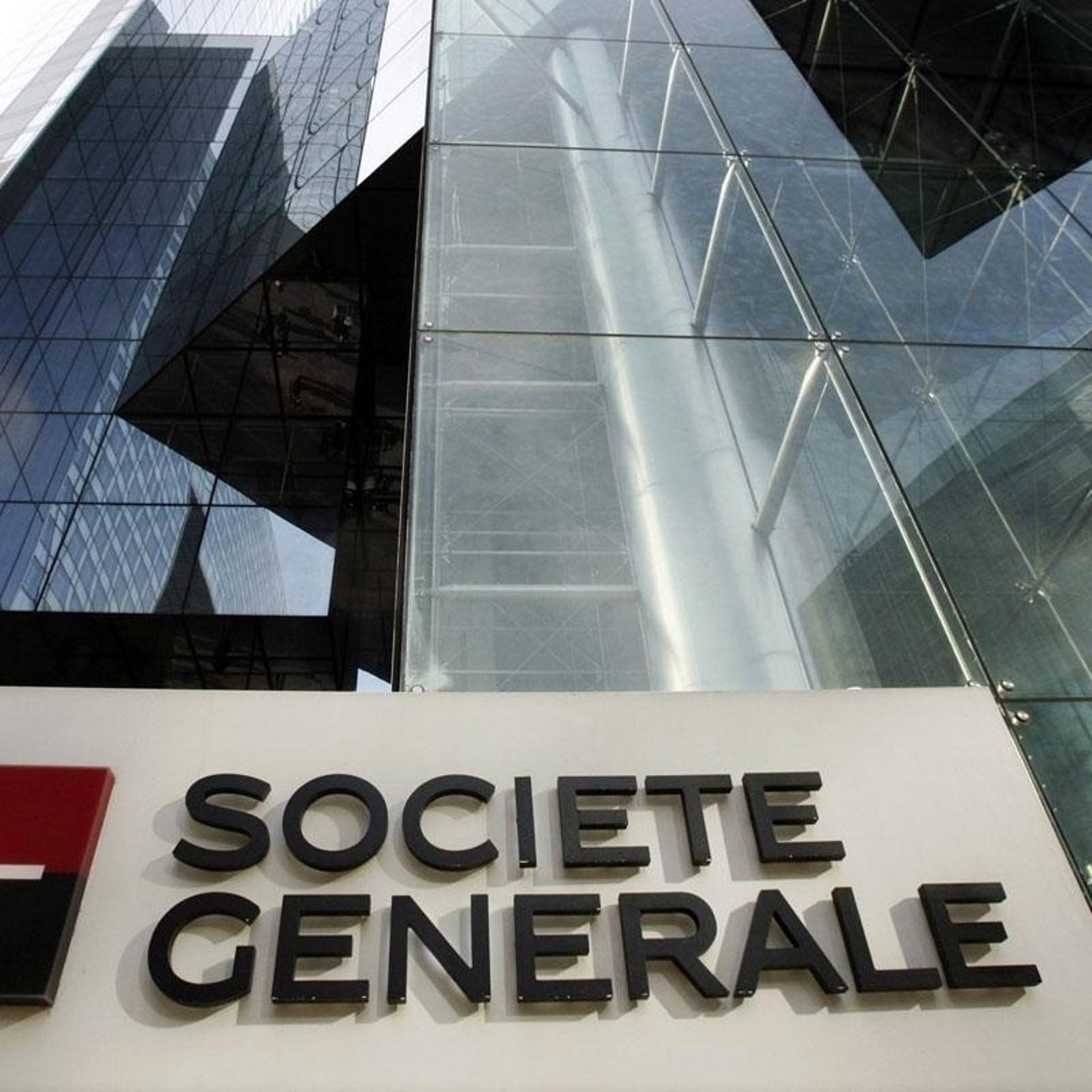 Société Générale plantea un recorte de 1.800 empleos en Francia