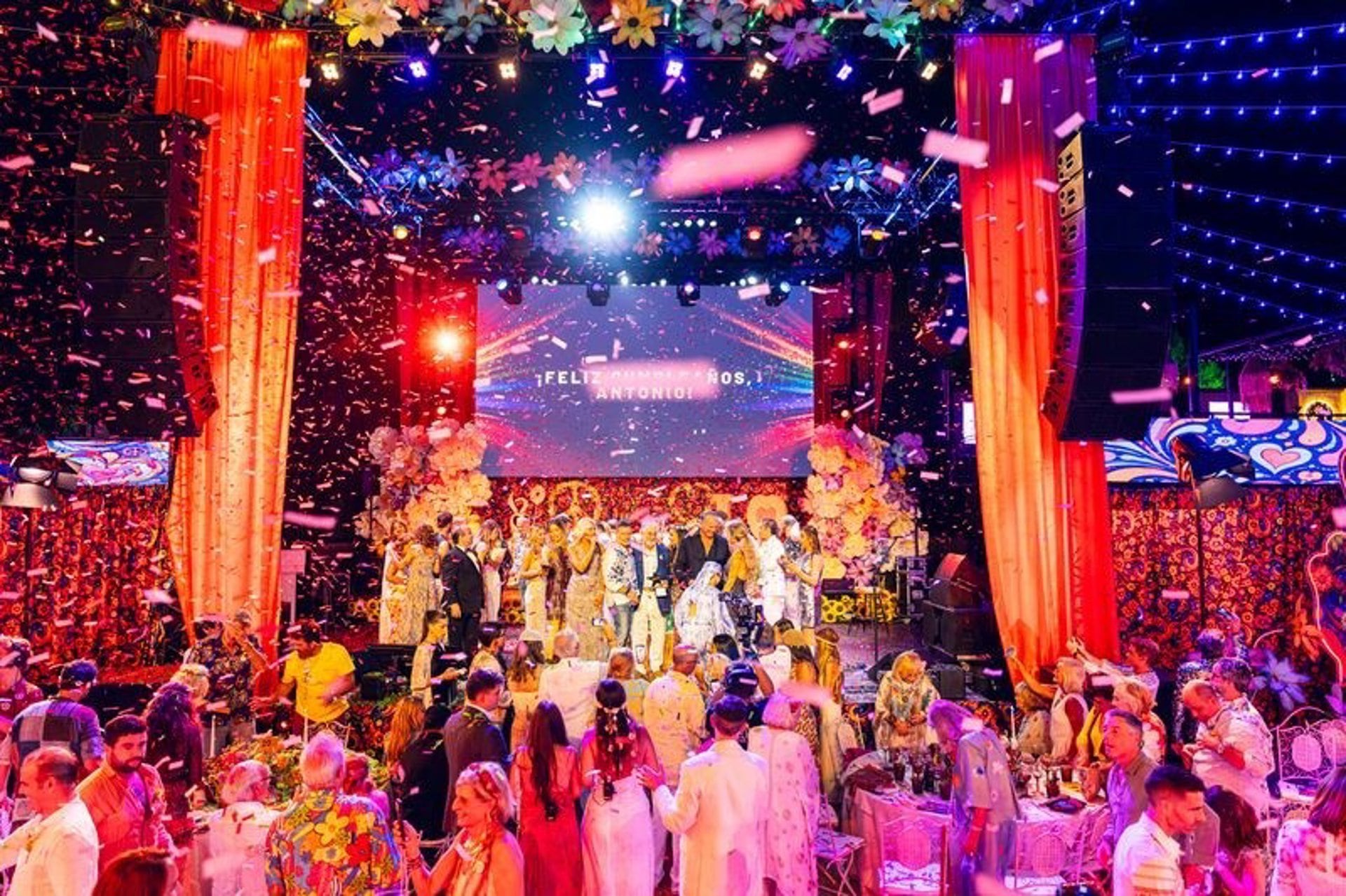 10/08/2026 La Gala Starlite Occident celebra su XVII edición y finaliza con el cumpleaños de Antonio Banderas, a 10 de agosto de 2026. En Marbella (Málaga)
SOCIEDAD
STARLITE