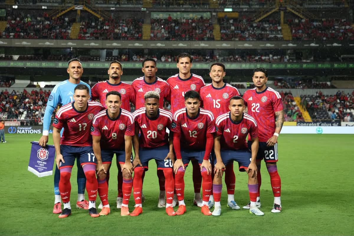 Con un estilo directo y exigente, Bryan Ruiz logró un rendimiento perfecto de dos victorias en su breve paso por la Sele (Cortesía: Más Deportes CR).