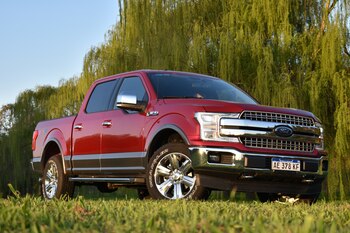 Imponente. Una mole de 2.200