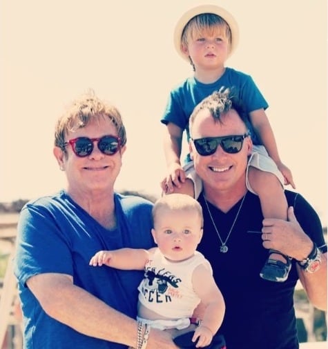 El músico británico se retiró de las giras para priorizar su bienestar y disfrutar la vida familiar junto a sus hijos Zachary y Elijah (Instagram)