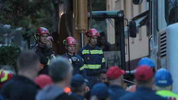 Mueren cuatro personas tras una fuerte explosión en un edificio del casco antiguo de Atenas
