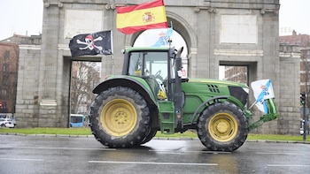 Unos 8.000 agricultores y ganaderos