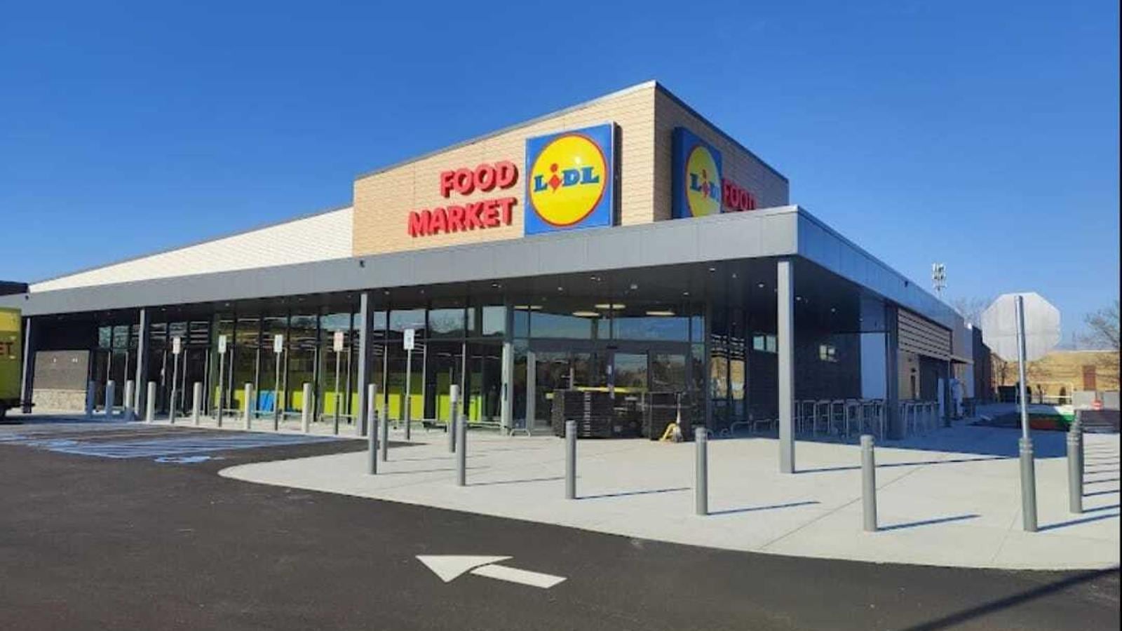 Lidl abre con horario reducido el 1 y 2 de noviembre, en el puente de Todos los Santos.