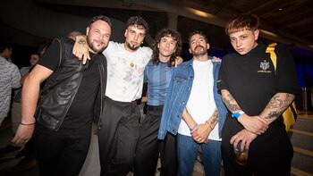 Diferentes personalidades disfrutaron el cierre de su desfile que estuvo a carga de Chita, quien interpretó uno de sus temas destacados (Prensa BAFWEEK)