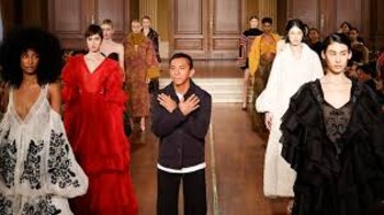 El diseñador peruano Jorge Luis