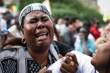 Migrantes protestaron contra la violencia policial tras la muerte de un senegalés en San Pablo