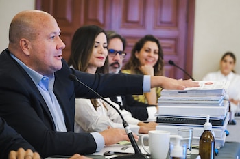 El gobernador de Jalisco, Enrique