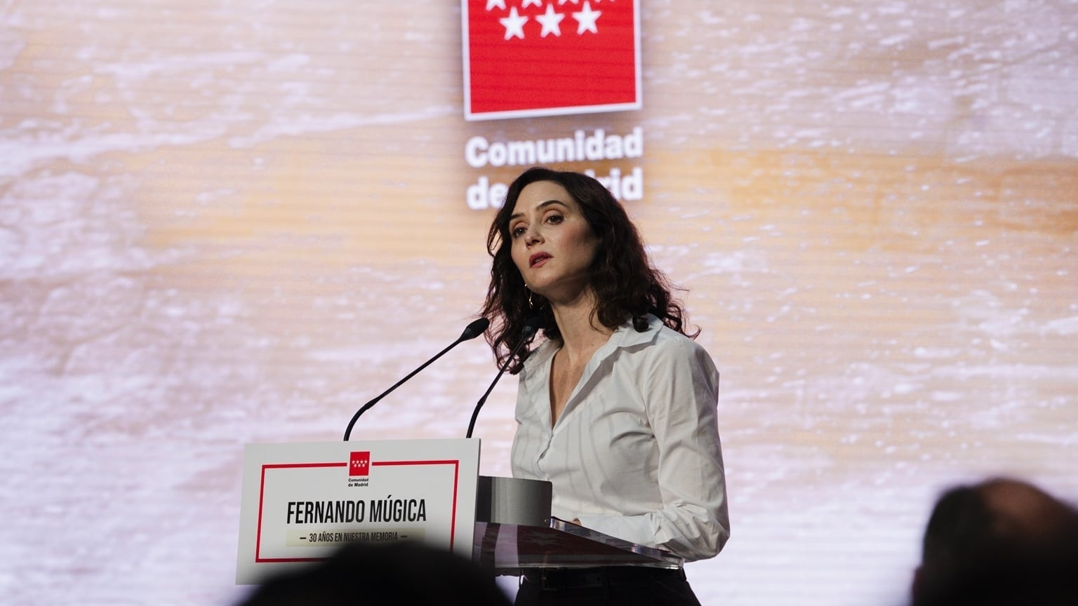 La presidenta de la Comunidad de Madrid, Isabel Díaz Ayuso, se opone al traslado del Guernica y califica de “catetas” las pretensiones vascas (Foto: Mateo Lanzuela / Europa Press)