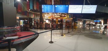 Postal del freeshop del aeropuerto