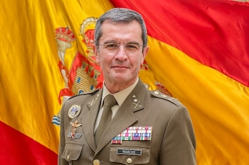 El general de división del