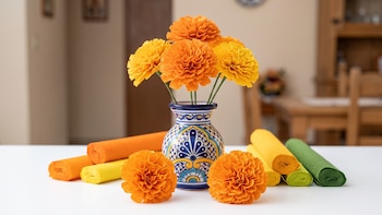Cómo hacer flores de cempasúchil con papel crepé: tutorial fácil