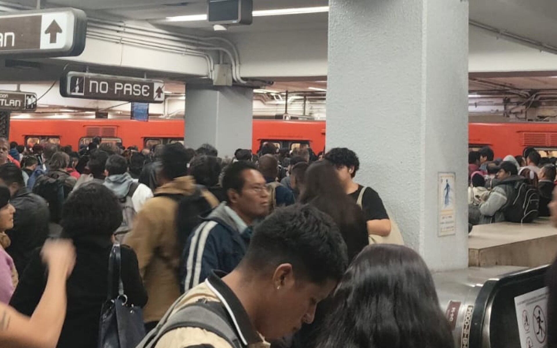 Metro CDMX y Metrobús hoy 26 de noviembre