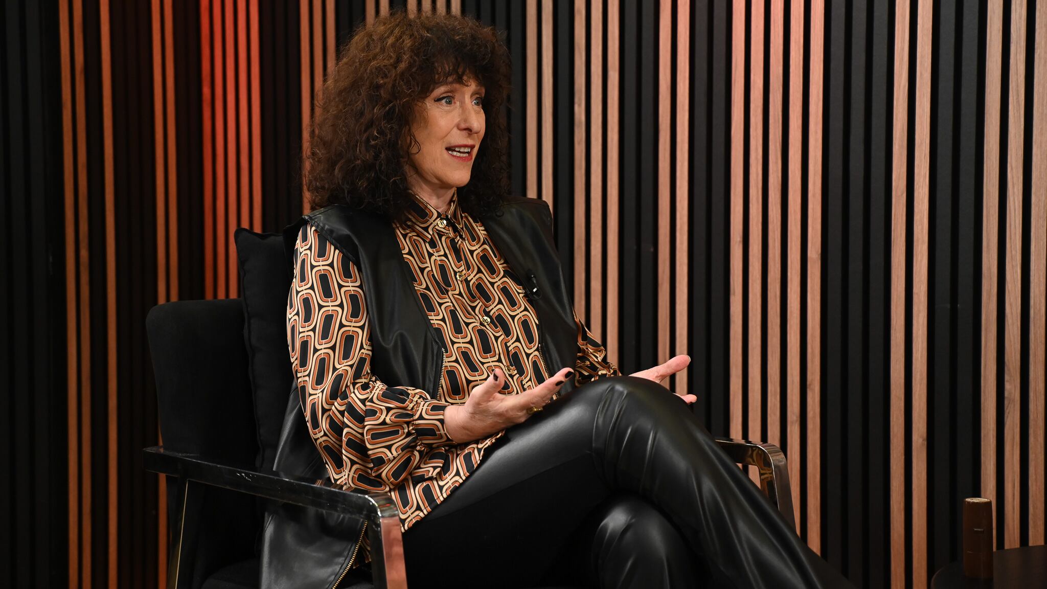 “Mi abuela nunca pudo salir de ese círculo al que había sido arrastrada por Simón, hombre al que no amó ni amaría jamás” confiesa Julia Zenko