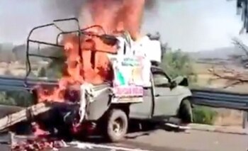 La camioneta se incendió luego