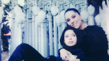 Madre de Ángela Aguilar denuncia