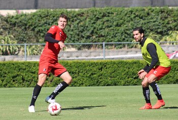 Julio Furch le dio el