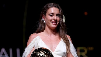 Alexia Putellas, una espectacular Diosa griega en la noche en la que se alzó con su tercer Balón de Oro