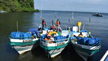 Para ‘buscar justicia’, pescadores en