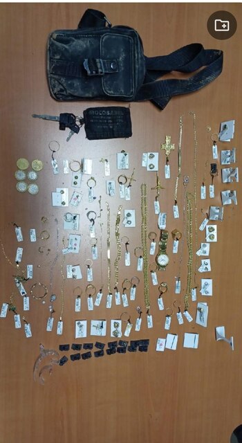 Algunos de los objetos recuperados