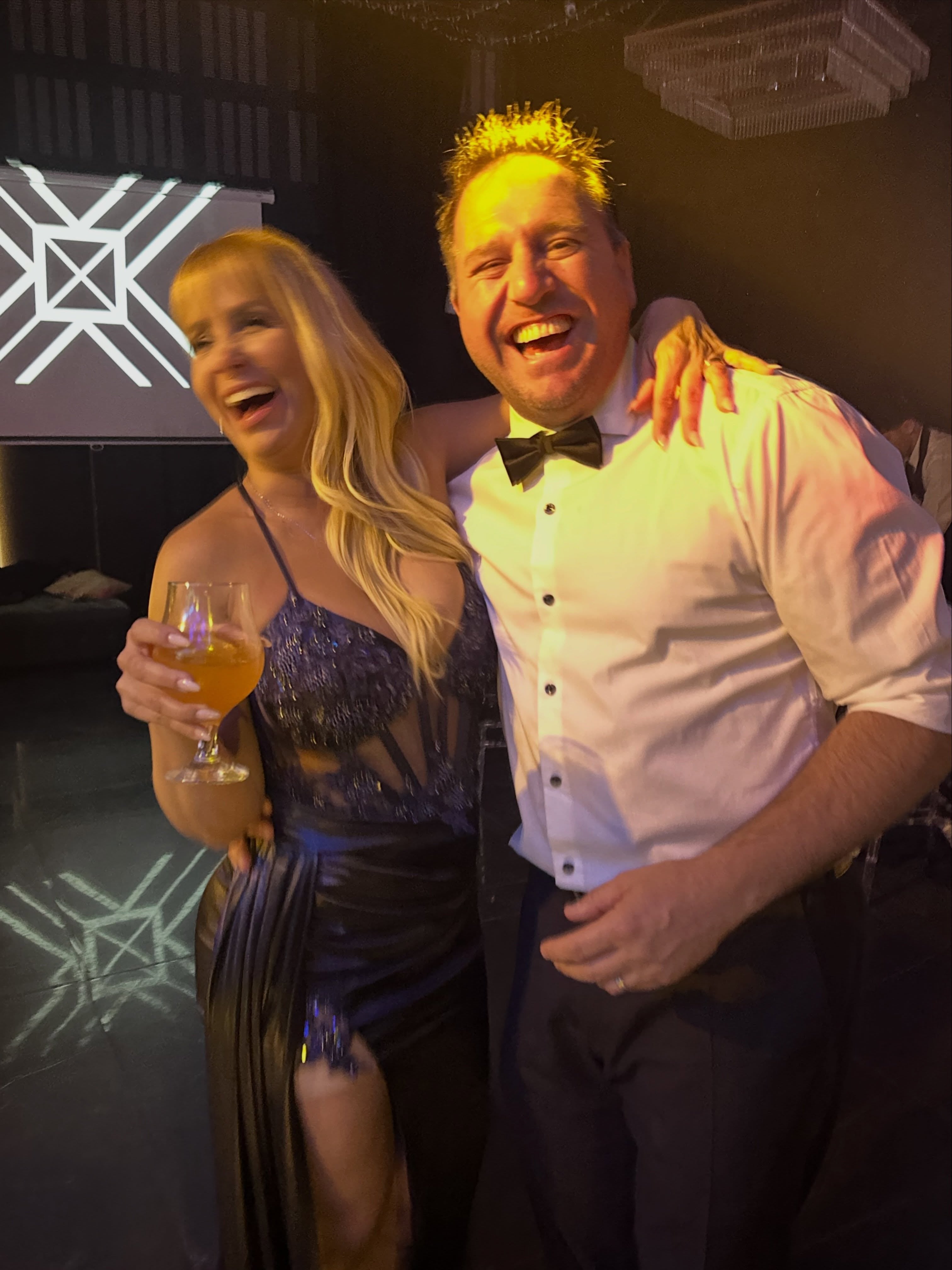 Fernanda Vives disfrutó de la noche junto a su marido