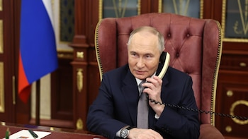 Putin y Trump abogan por preservar sus "lazos históricos" durante su cuarta llamada en lo que va de año