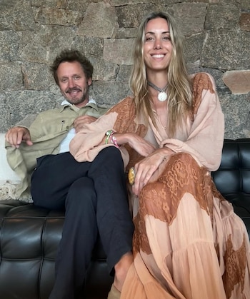 A solas, Anita y Benjamín