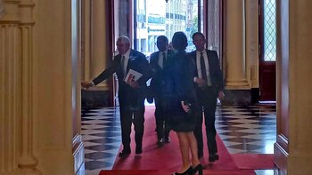 embajador de EEUU Marc Stanley ingresa a la Casa Rosada