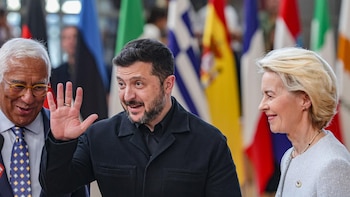 Zelenski pide a Irlanda abrir todos los capítulos de adhesión a la UE y redoblar la presión contra Rusia