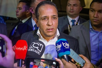 Alexander López, director de Planeación Nacional, también integra el Consejo Directivo de la Unidad Administrativa Especial de la Aeronáutica Civil (Aerocivil) - crédito Colprensa