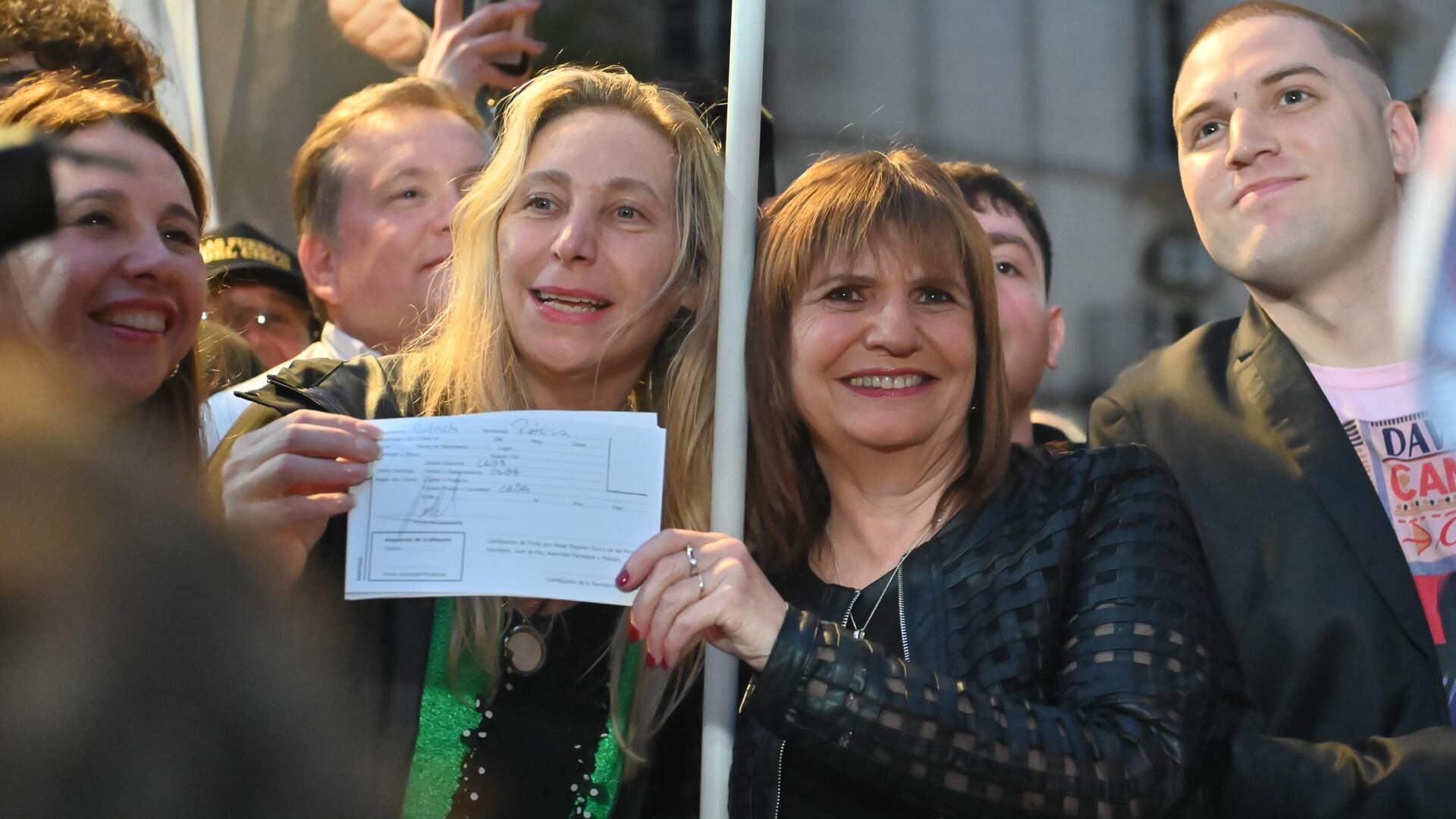 Patricia Bullrich se afilió a La Libertad Avanza en un acto con Karina Milei (Foto: Jaime Olivos)