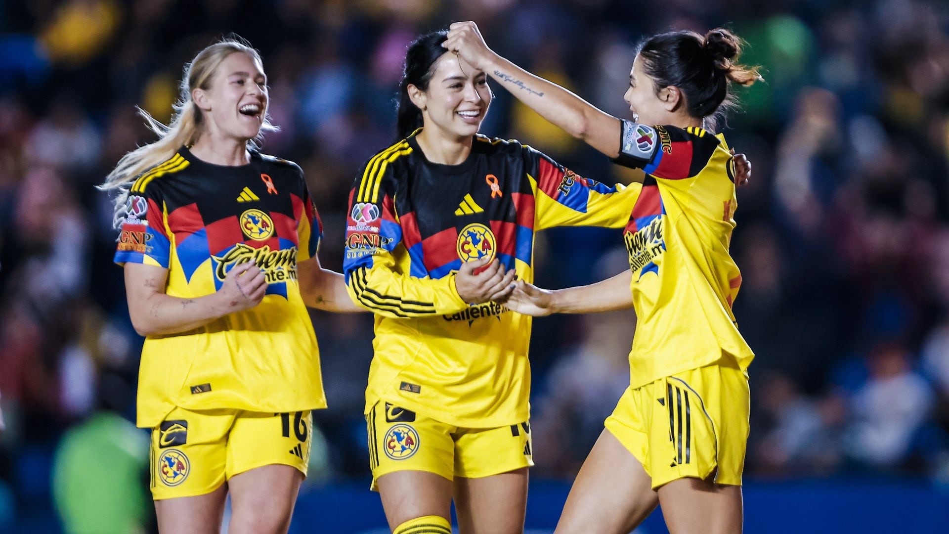 El conjunto azulcrema impuso autoridad en Guadalajara y quedó muy cerca de asegurar su boleto a la final. (X/ @AmericaFemenil)