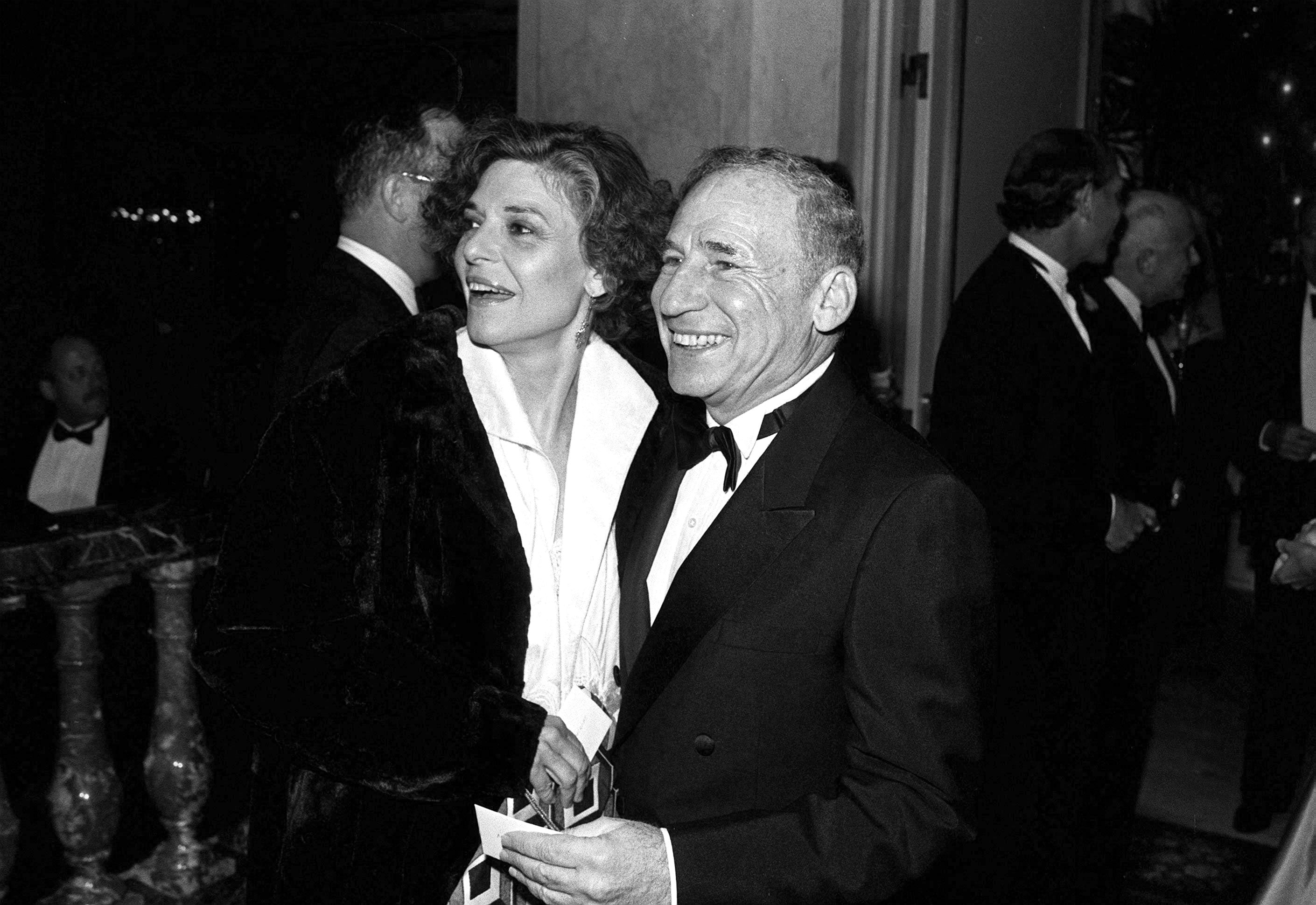 Anne Bancroft y Mel Brooks. La pareja contrajo matrimonio en 1964. Estuvieron juntos hasta la muerte de ella, en 2005