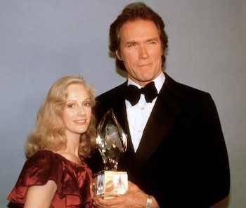 Una rutina diaria de ejercicio, que incluye entrenamiento con pesas, golf y caminatas largas, ayuda a Clint Eastwood a mantenerse activo a una edad avanzada (AP Foto)