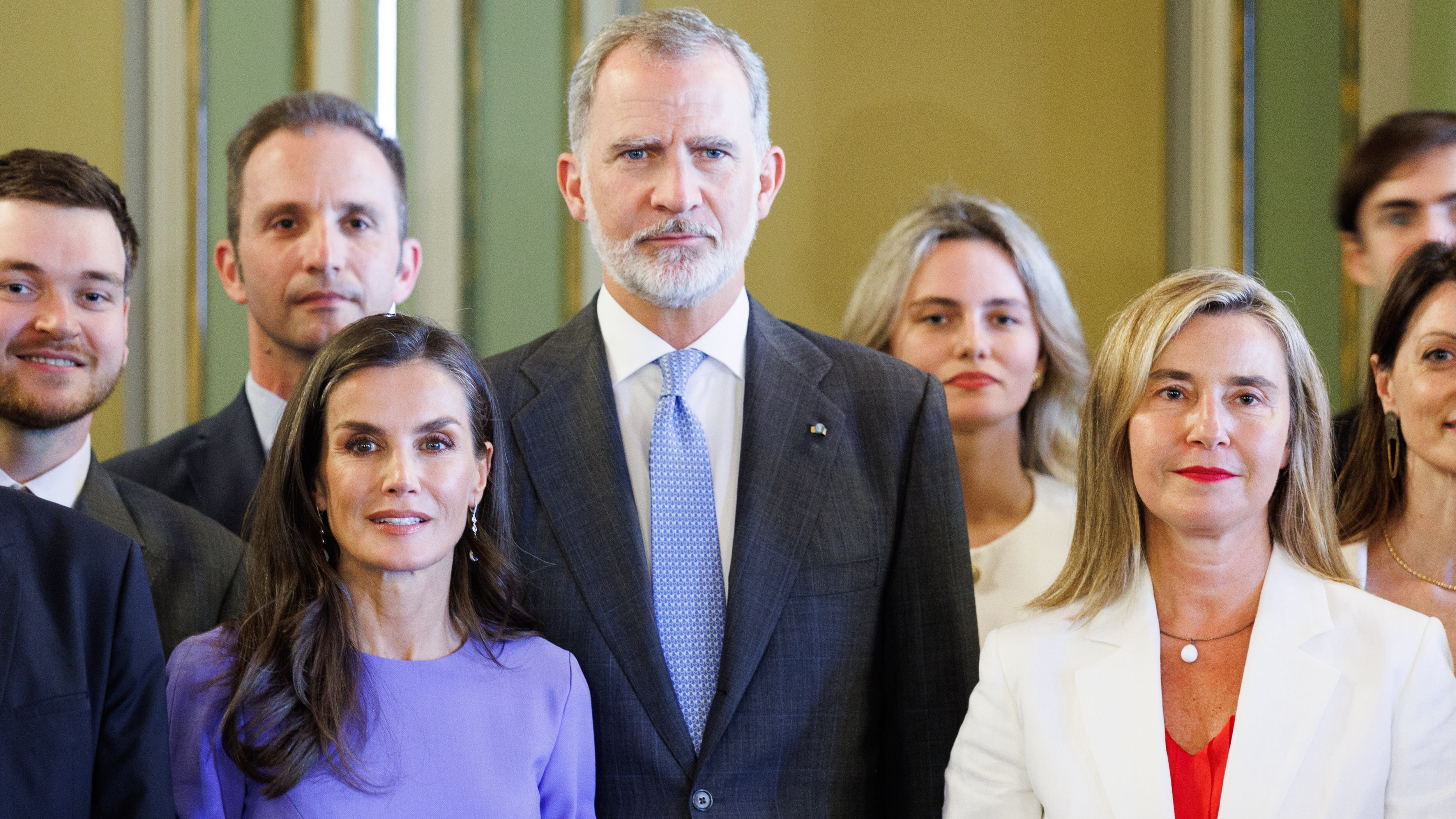 Los Reyes asisten a la clausura del Curso académico del Colegio de Europa en Brujas (Bélgica)
