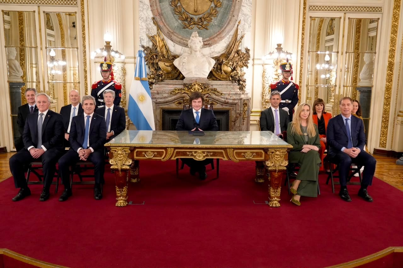 El presidente Javier Milei anunció ayer en la Casa Rosada la reforma del Banco Central