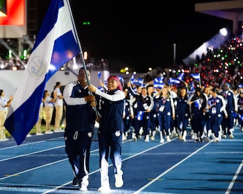 La taekwondista Alisson Montano y el arquero Roberto Hernández encabezan el equipo salvadoreño en Santo Domingo 2026. (Cortesía: Comité Olímpico de El Salvador)