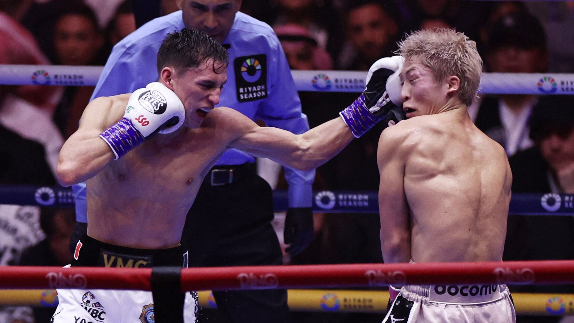 Naoya Inoue derrotó a David Picasso por decisión unánime (REUTERS)