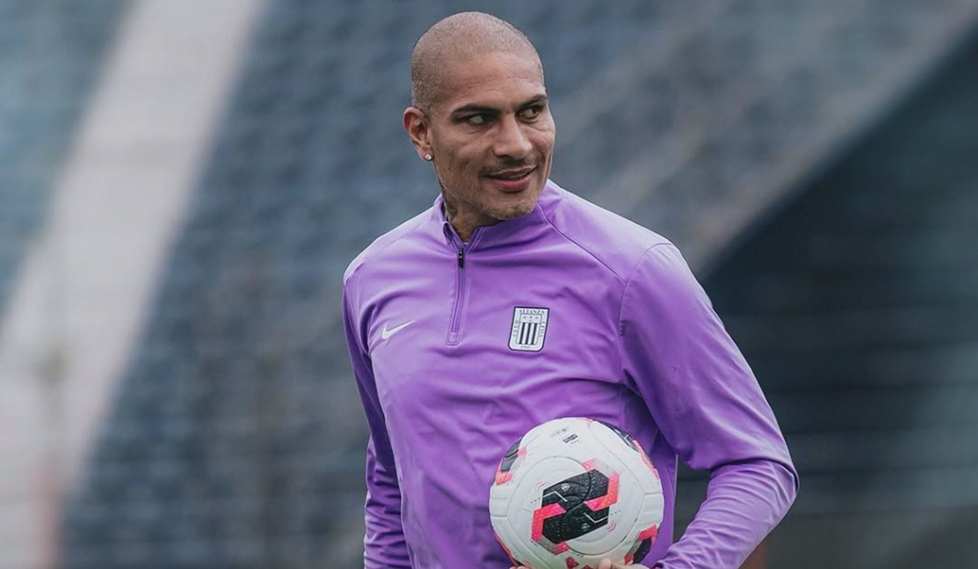 El atacante valoró el trabajo táctico que realiza el comando técnico antes de cada fecha, aseguró que ejecuta al pie de la letra las instrucciones que recibe y pidió al grupo no perder de vista la meta que se trazaron al inicio del año. (Alianza Lima)