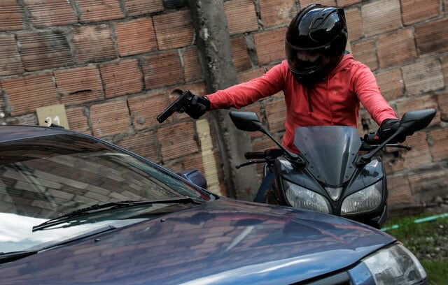 Los roles dentro de la banda criminal estaban jerarquizados e incluían funciones como Marcadores, Transportadores y Ejecutores para ejecutar los hurtos - crédito Colprensa