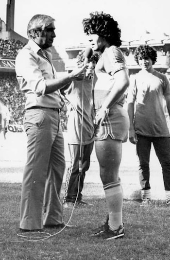 Entrevistado en el entretiempo por