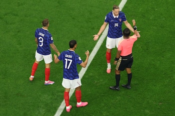 Sin rodeos: Así fue el partido del árbitro salvadoreño Iván Bartón en la semifinal del mundial 2026