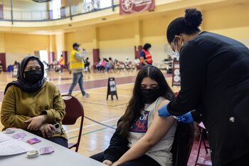 Centro de vacunación en Estados